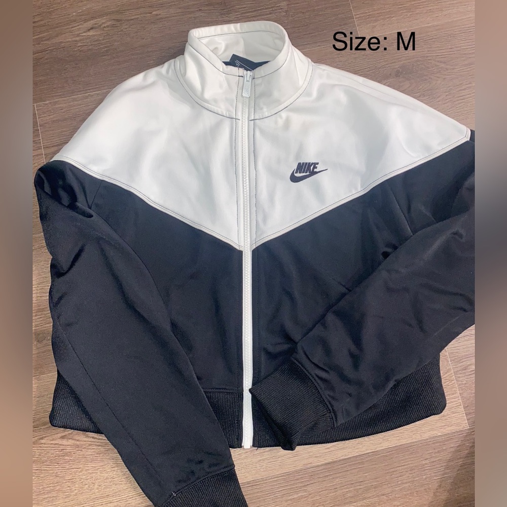 Nike zip up